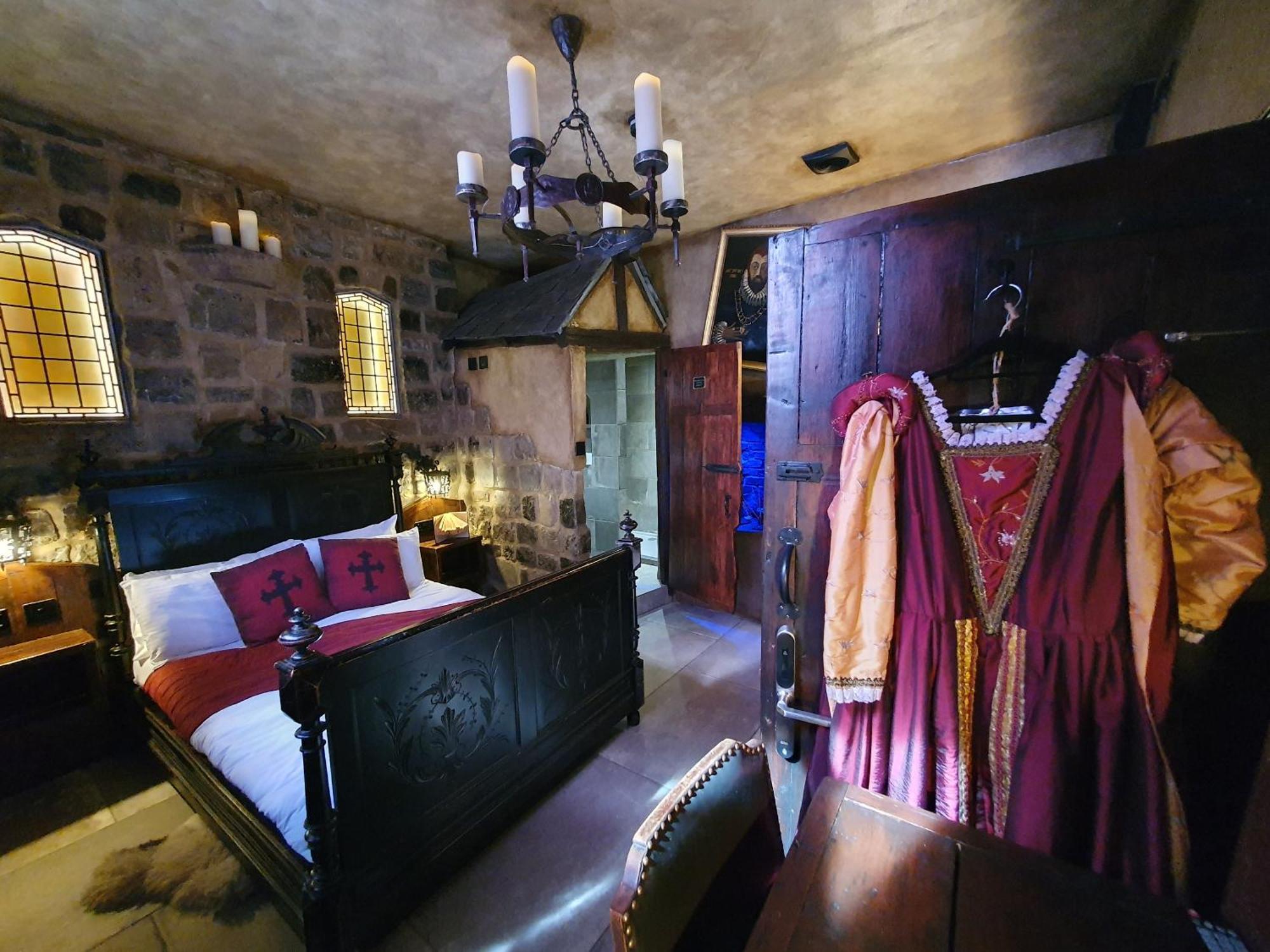 Hocus Pocus Tiny Holiday home